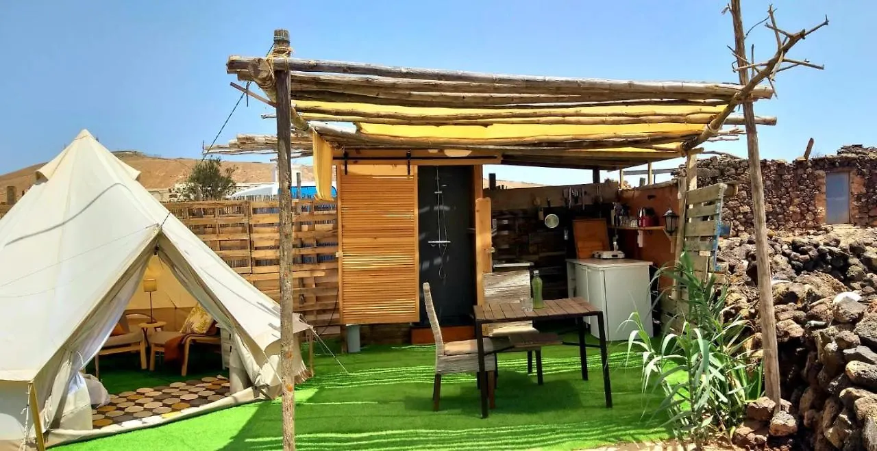 Back To Nature. Luxury Glamping Corner contacts