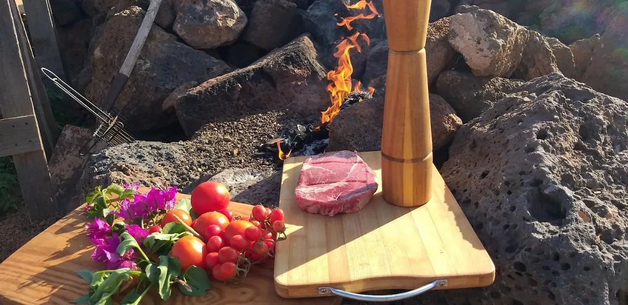 Luxury tent Back To Nature. Luxury Glamping Corner Hotel Villaverde